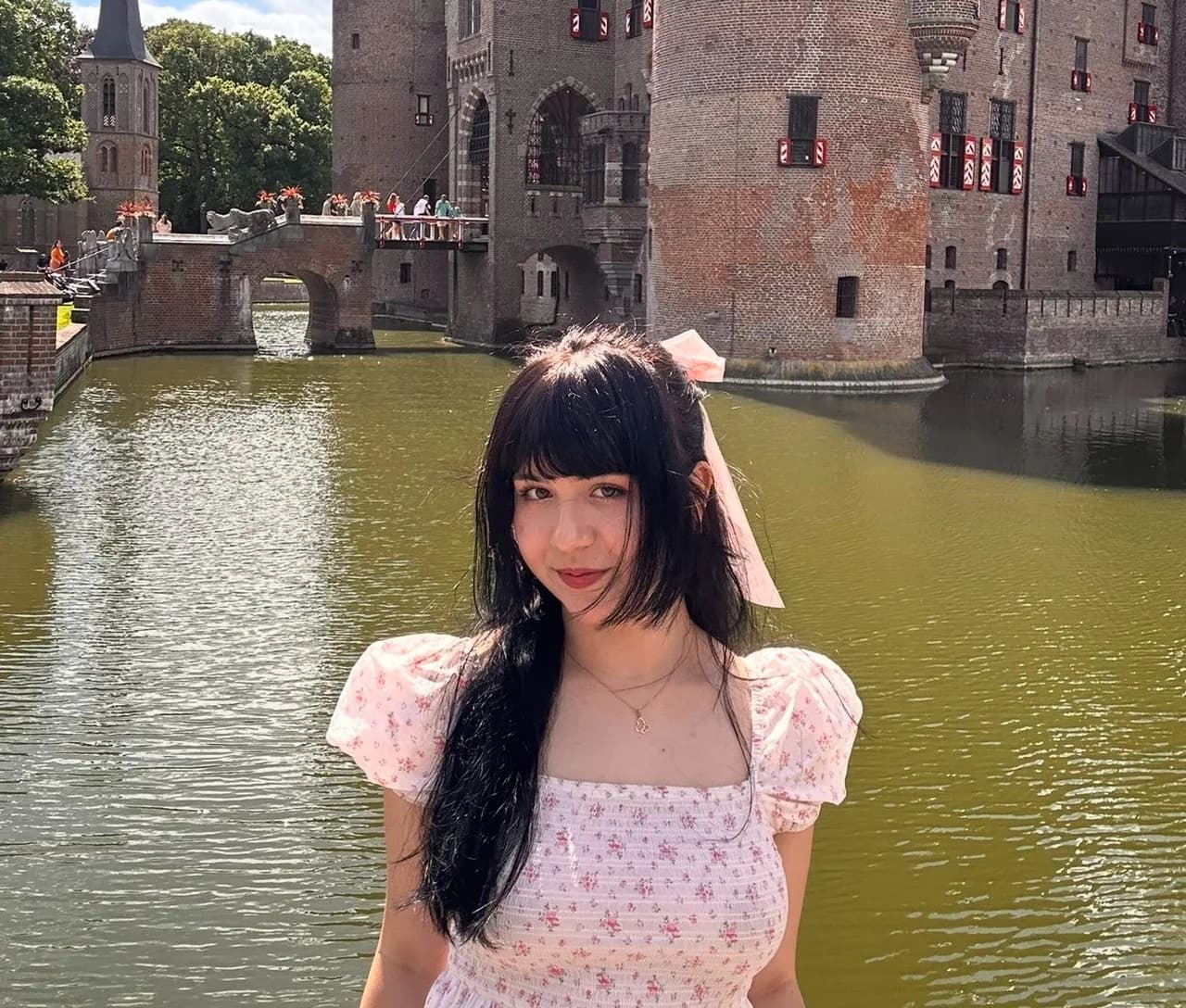 Specializat în Japoneză - Velicu Andra