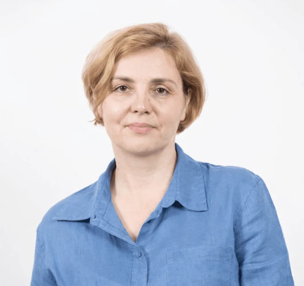 Specializat în undefined - Florența Ștefan